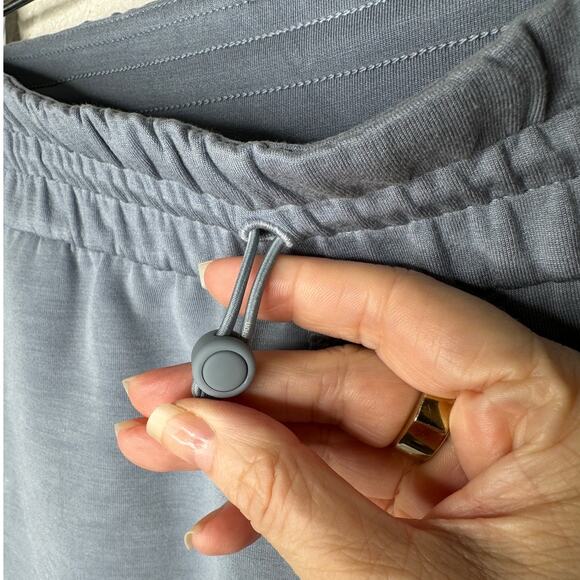 Lululemon Softstreme Pale Blue High Rise Drawstring Lounge Pant Size 2 Oversize - Picture 6 of 16